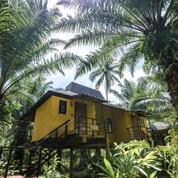 Anurak Community Lodge, hotel u gradu Khao Sok