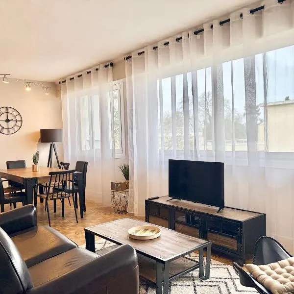 Grand T2 industriel lumineux & calme - proche ESA, hotell i Angers