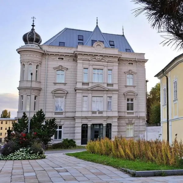 Palác Apartment, hotel a Strakonice