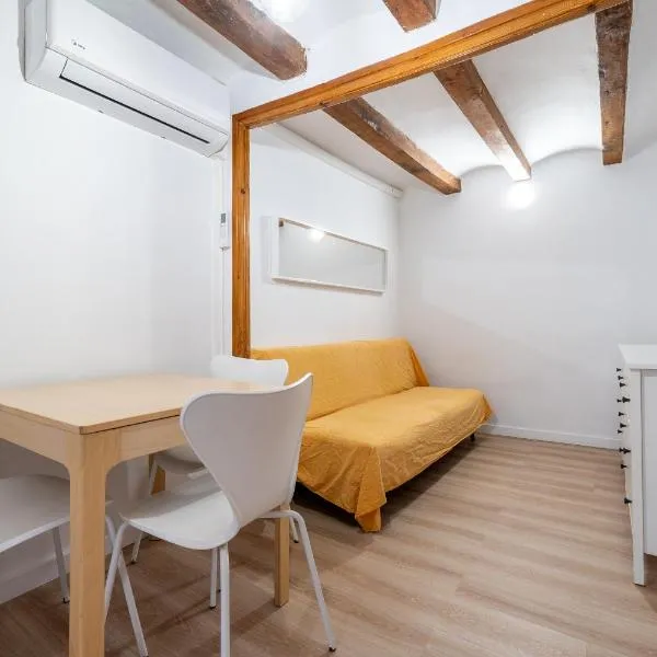 Hauzify I Domus Tarragona, hotel in Tarragona