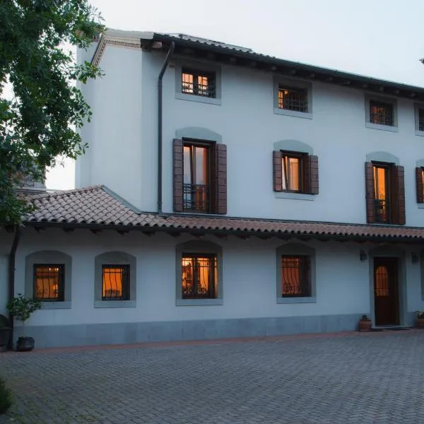 B&B Borgo San Vito، فندق في Doberdò del Lago
