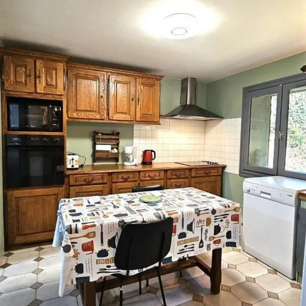 gite bertry, отель в городе Eyburie