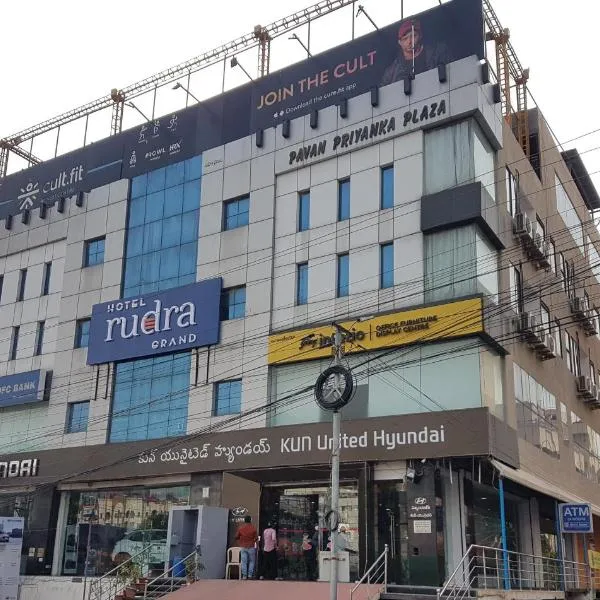Hotel Rudra Grand - Kondapur, Hyderabad, hotel Haidarábádban