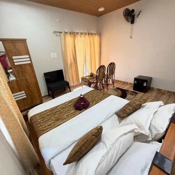 Viesnīca The Royal Pool Resort pilsētā Kappil