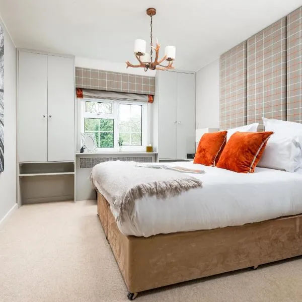 LUXURIOUS Country Rooms in Hurley - THE FOX, hotell sihtkohas Hurley