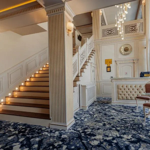 Grădina Mariajelor Hotel – hotel w mieście Kimpulung Mołdawski