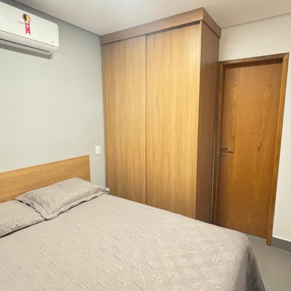 Novo Flat a poucos metros da praia na entrada 12 - Foto 2