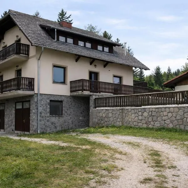Tourist Farm Pačnik, hotel u gradu 'Resnik'