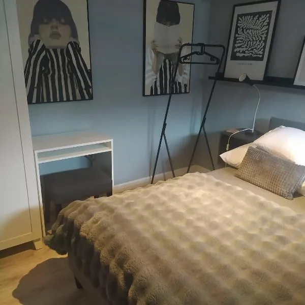 Home Apartman, hotel en Nagyesztergár