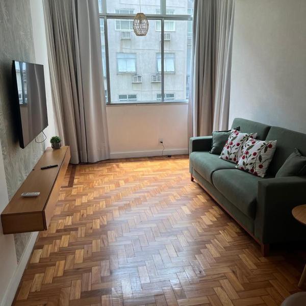 Apartamento a 100m da Praia de Copacabana