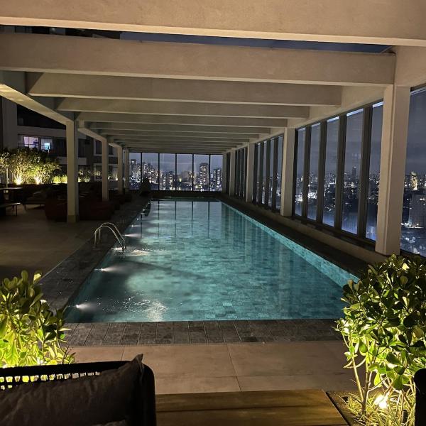Studio 11ºandar, novo, completo, piscina rooftop e academia