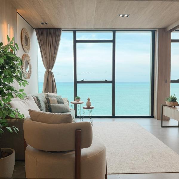 High Standard Premium Apartment Sea Front Balcony New Time 1208