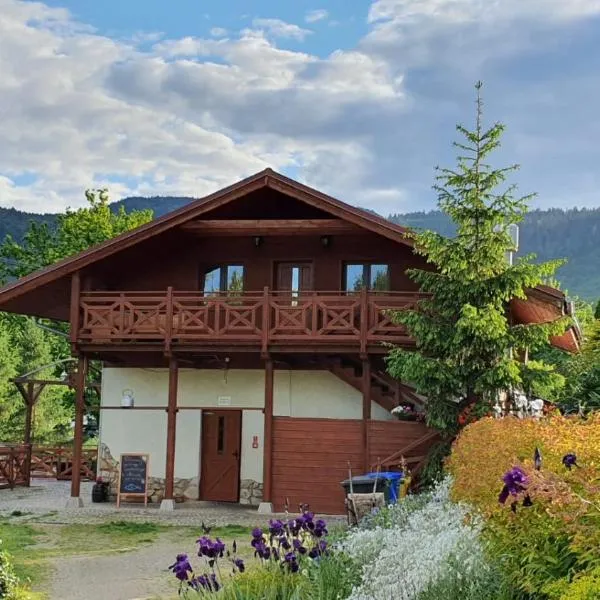 Camper Park Radków - domki i pokoje، فندق في رادكوف