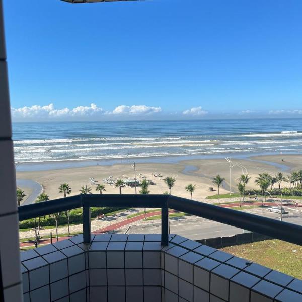 Frente mar com 2 varandas