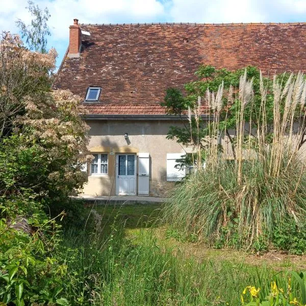 La Source de Romay 2 pers 5 min Paray, Hotel in Volesvres
