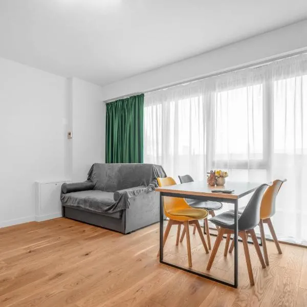XTN Chill House Aeroport with parking, hotel u gradu 'Cluj-Napoca'