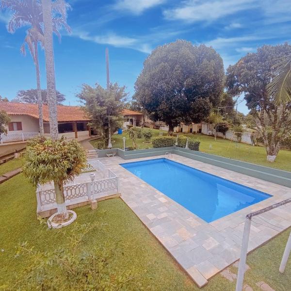 Casa com piscina a 50 min de SP · Casa p/ família e amigos + piscina a 50 min de SP