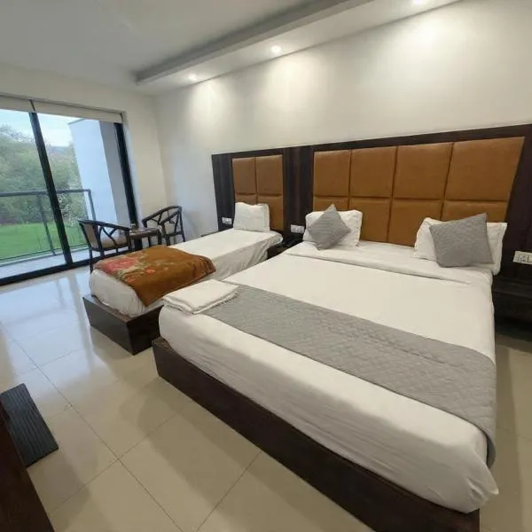 Hotel Lee Mount Plaza Near IGI Airport new delhi, hotel Újdelhiben