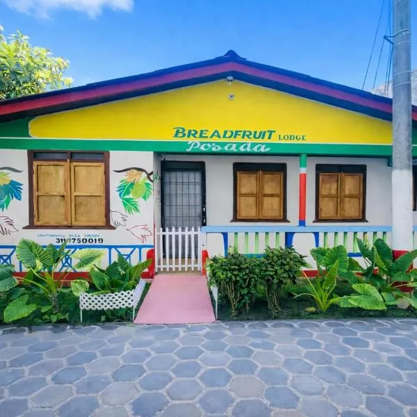 Bread Fruit Lodge, hotel in San Andrés