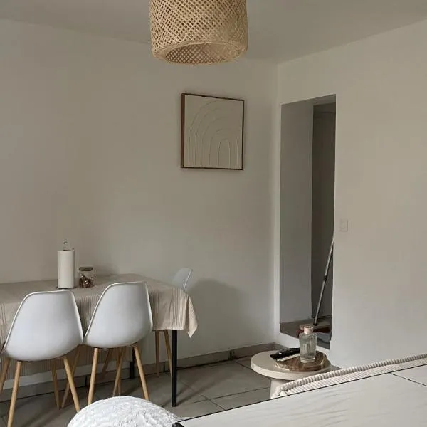Appartement Cozy avec terrasse - Famille - Télétravail - Interim – hotel w Marsylii