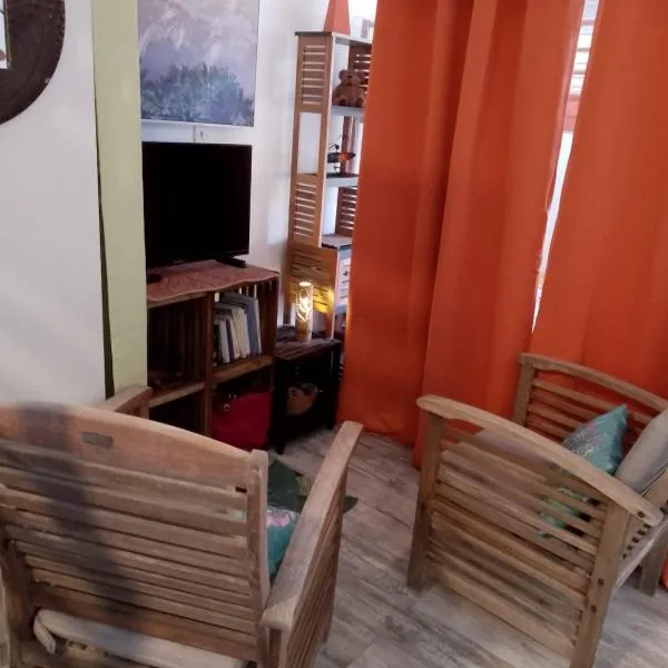 Casatoujoupinpan2, hotel u gradu 'Sainte-Anne'