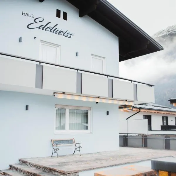 Haus Edelweiss, viešbutis mieste Tarencas