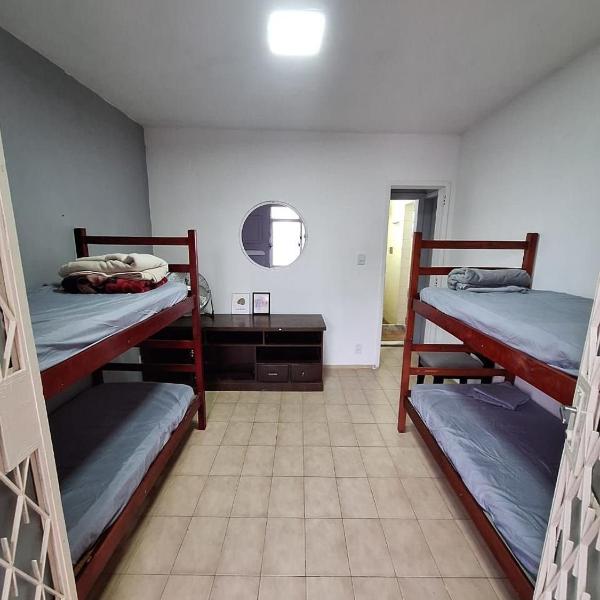 Casa com Quarto Duplo com Banheiro Privativo - Foto 2