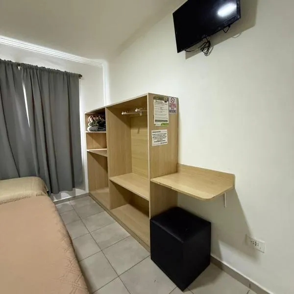 HOTEL DIAMANTE, hotell i Resistencia