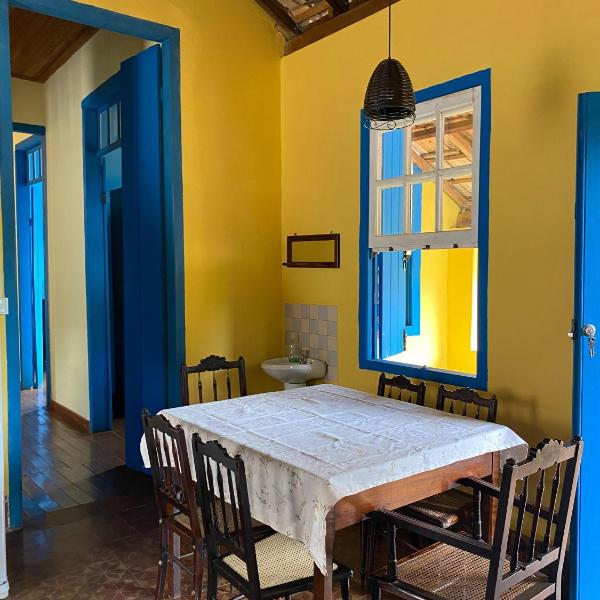 Casa estilo colonial, no Centro de Aiuruoca-MG. - Foto 4