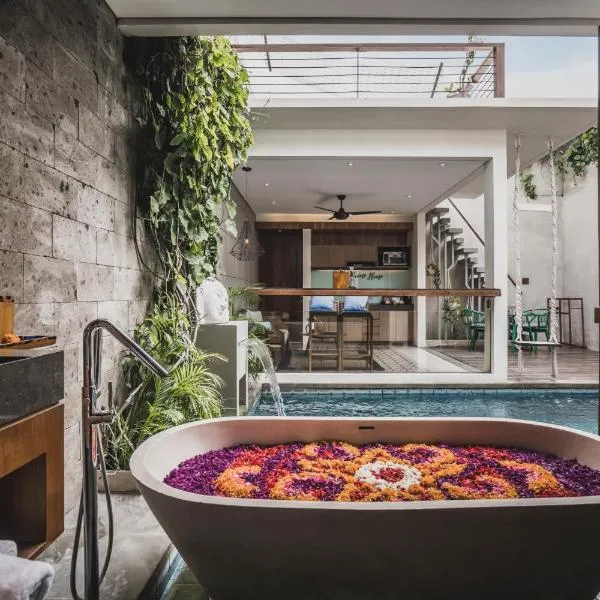 Ayona Villa Seminyak by Ini Vie Hospitality, Hotel in Seminyak