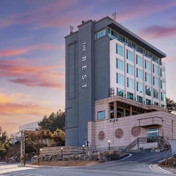 Incheon The Rest Hotel, hotel u gradu Inčeon