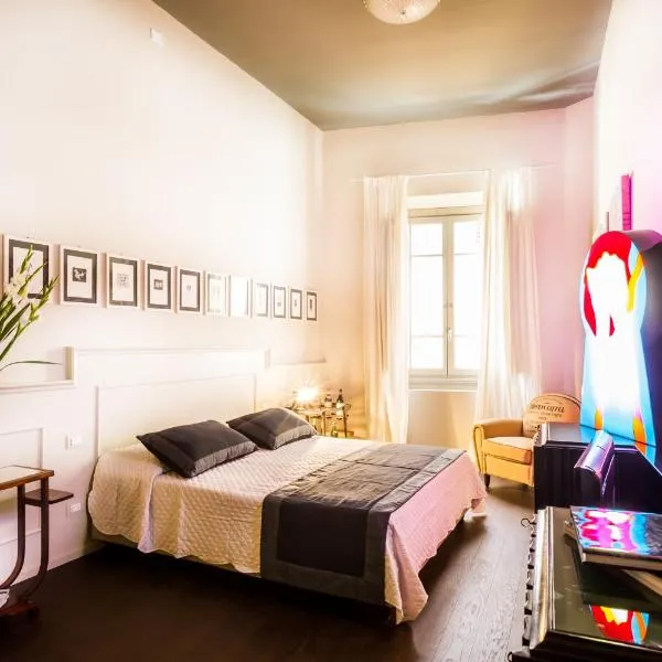 Arnobio Florence Suites: Floransa'da bir otel