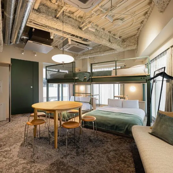 STAND HOTEL Shimbashi, hotelli Tokiossa