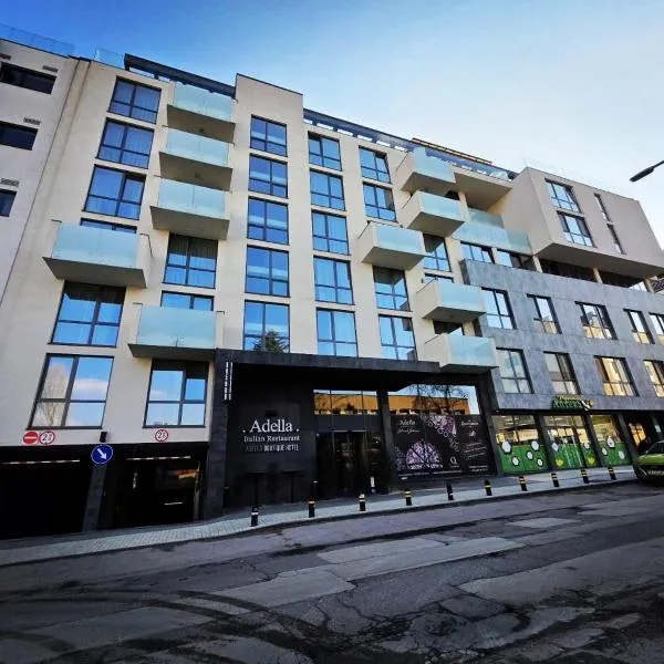 Adella Boutique Hotel - Free Secured Parking, viešbutis Sofijoje