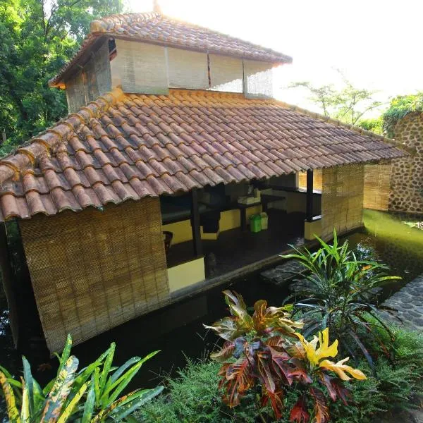 Ecolodge Seloliman, hotel em Pacet