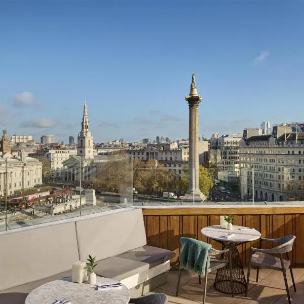 The Trafalgar St James London Curio Collection by Hilton – hotel w Londynie