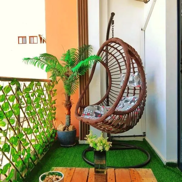 Résidence Atlantis F2 avec balcon vue dégagée, hótel í Dakar