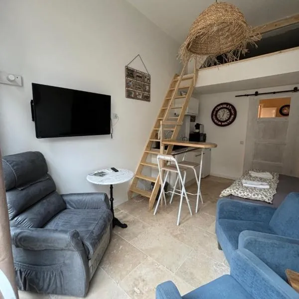 Les Capucins de Provins Studio, khách sạn ở Provins