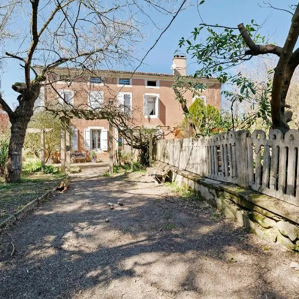 Chambres D'hôtes - Le Marlas, hotell i Rieucros