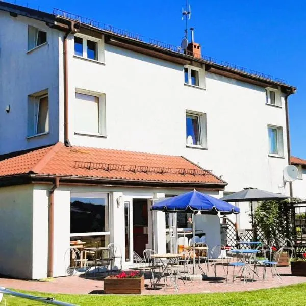 Słoneczny Dom pokoje i apartament na wynajem, khách sạn ở Łeba