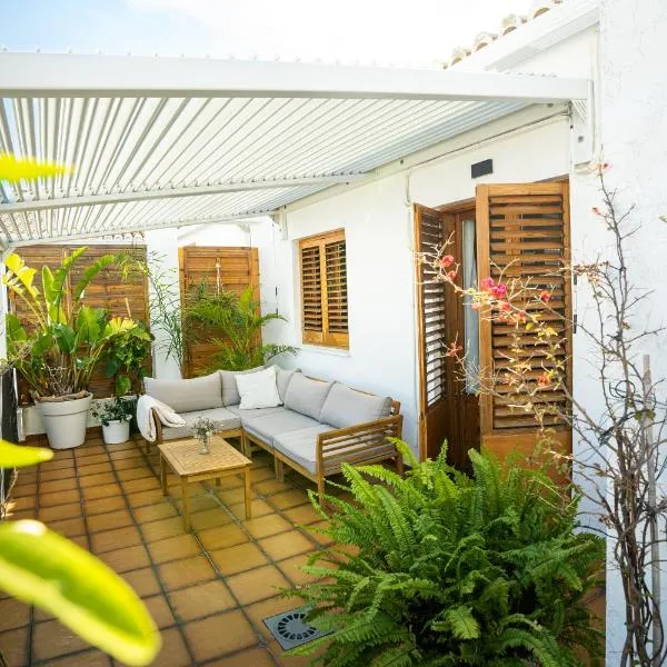 Casa Boutique Playa y Valencia – hotel w mieście El Puig