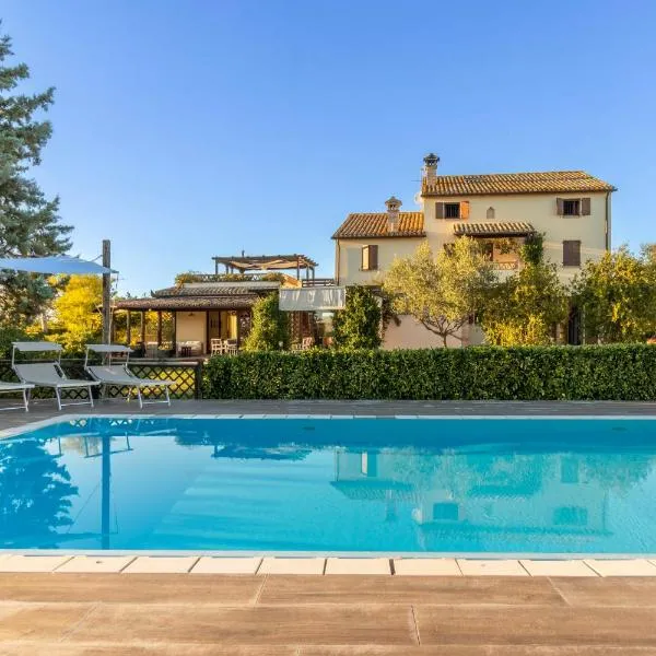 Country House Binnella, hotell i Cingoli