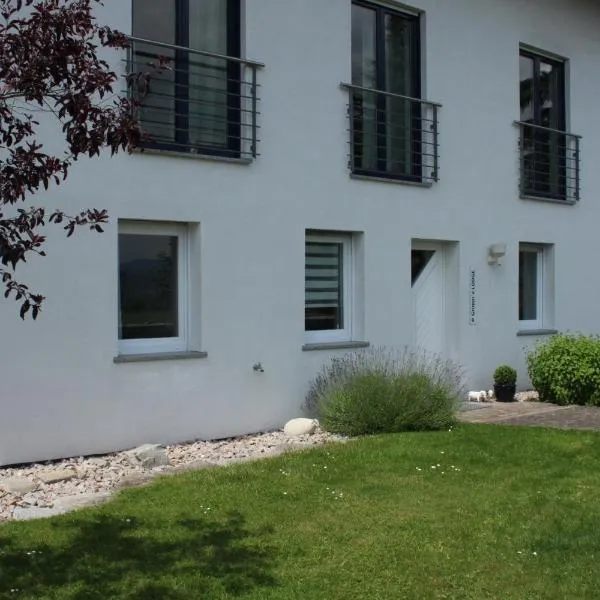 Grimm's Lodge, hotel v mestu Lörrach