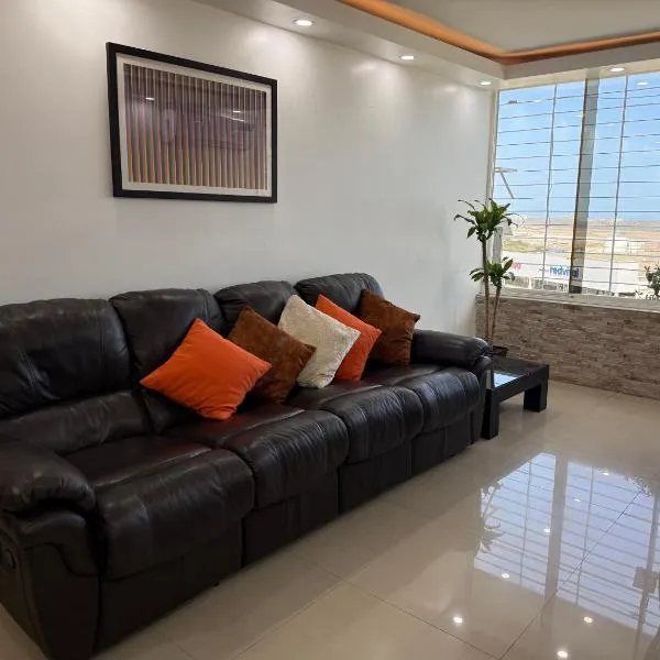 Apartamento frente al Aeropuerto de 2 habitaciones para viajes y tránsito en Aeropuerto Maiquetia, khách sạn ở Catia La Mar