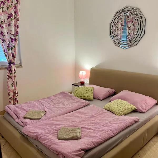 Hostel **Casa del Sole**, hotel a Klenovica