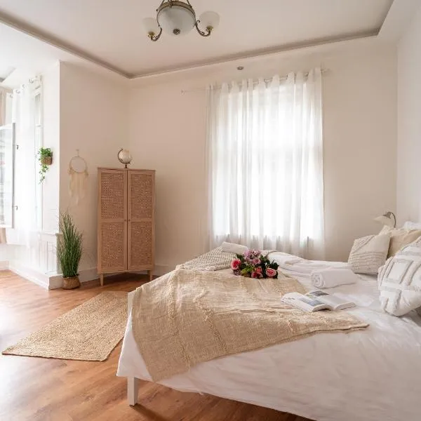 Celine Prague Luxury Hostel, отель в Праге