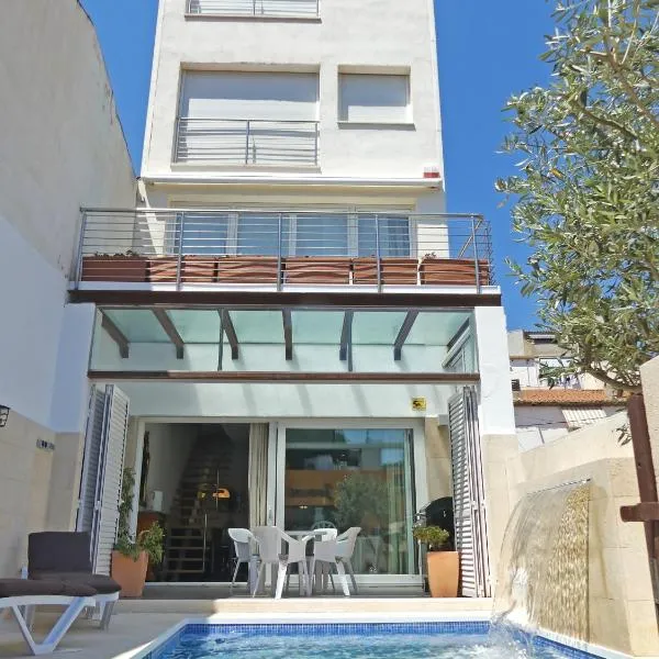 VILLA MON REPOS CON PISCINA Y A/A، فندق في كولرا