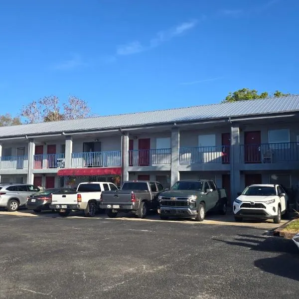 오키초비에 위치한 호텔 Lakeview Inn & Suites Okeechobee
