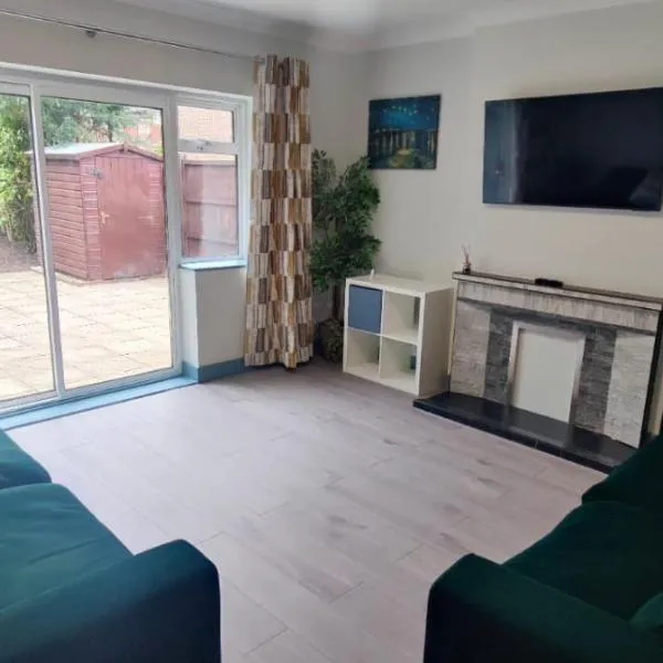 Cosy Place Morden, hotel u gradu Mitcham