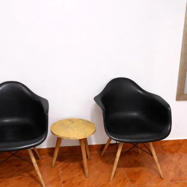 Habitación AREAS by QuBeLab, hotel in Bello